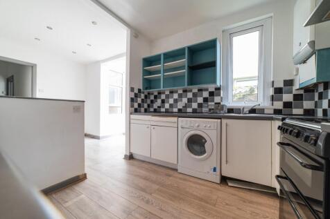 Call 02920 454555 to secure your viewing_7