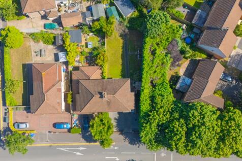 Call 02920 454555 to secure your viewing_3