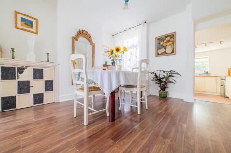 Call 02920 454555 to secure your viewing_7