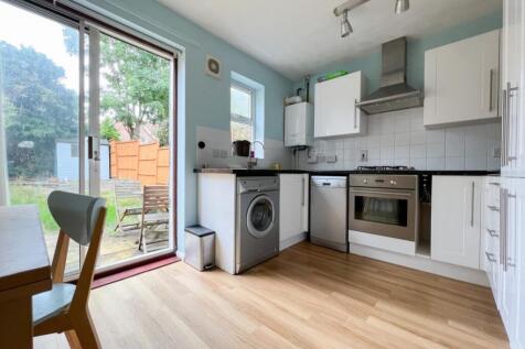 Call 02920 454555 to secure your viewing_7