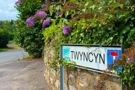 Call 02920 454555 to secure your viewing_12