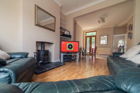 Call 02920 454555 to secure your viewing_5