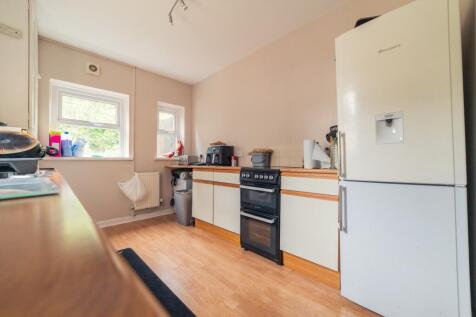 Call 02920 454555 to secure your viewing_10