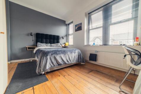 Call 02920 454555 to secure your viewing_18