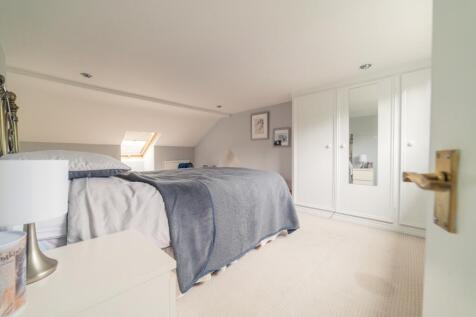Call 02920 454555 to secure your viewing_19