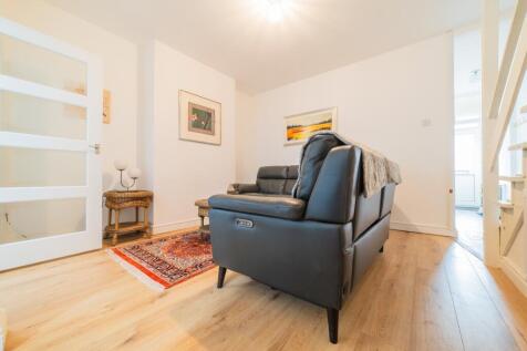 Call 02920 454555 to secure your viewing_9