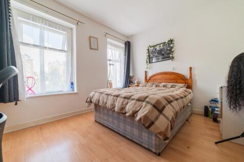 Call 02920 454555 to secure your viewing_5