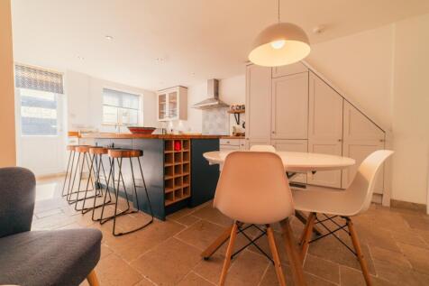 Call 02920 454555 to secure your viewing_17