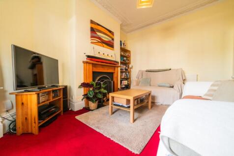 Call 02920 454555 to secure your viewing_4