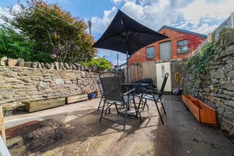 Call 02920 454555 to secure your viewing_1