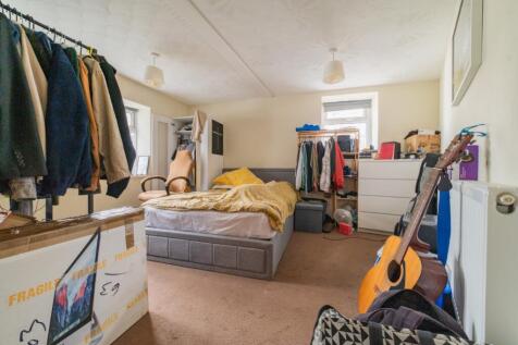 Lrg_Call 02920 454555 to secure your viewing_8