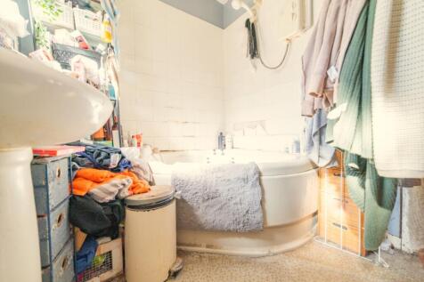 Call 02920 454555 to secure your viewing_8