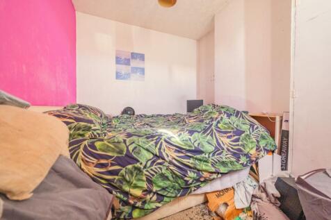 Call 02920 454555 to secure your viewing_5