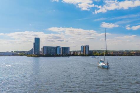 Prospect place with Boat2