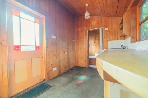 Call 02920 454555 to secure your viewing_11