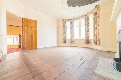 Call 02920 454555 to secure your viewing_16
