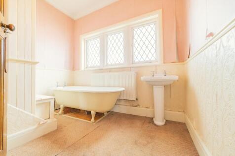 Call 02920 454555 to secure your viewing_18