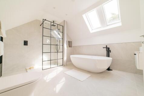 Award-winning Media team on EVERY Listing_44