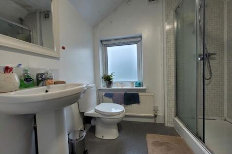 Call 02920 454555 to secure your viewing_15