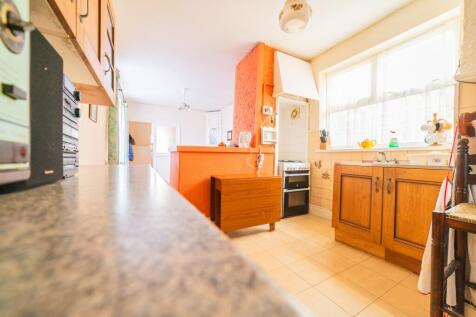 Call 02920 454555 to secure your viewing_21