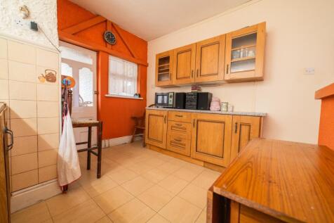 Call 02920 454555 to secure your viewing_22