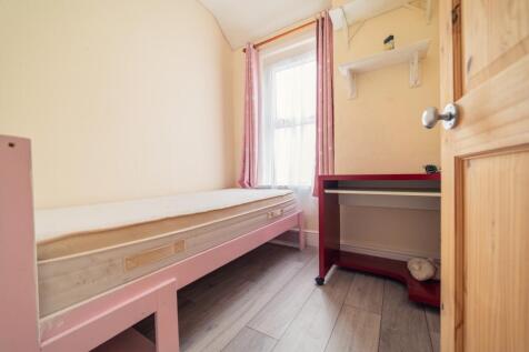 Call 02920 454555 to secure your viewing_9