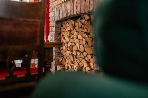 Call 02920 454555 to secure your viewing_8