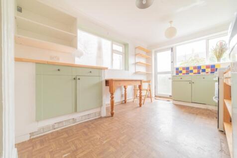 Call 02920 454555 to secure your viewing_8