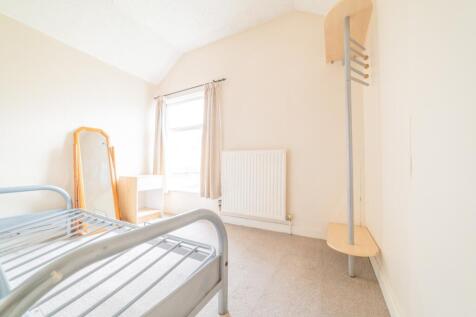 Call 02920 454555 to secure your viewing_13