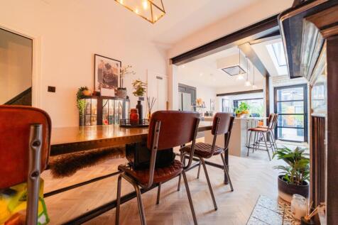 Award-winning Media team on EVERY Listing_11