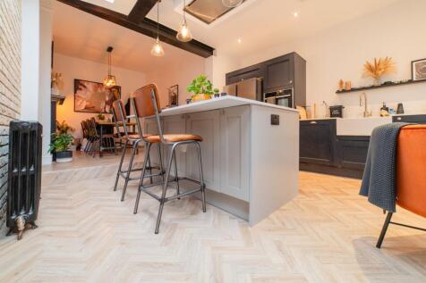 Award-winning Media team on EVERY Listing_13