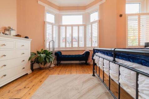 Award-winning Media team on EVERY Listing_35