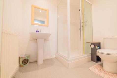 Award-winning Media team on EVERY Listing_28