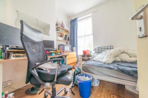 Call 02920 454555 to secure your viewing_15