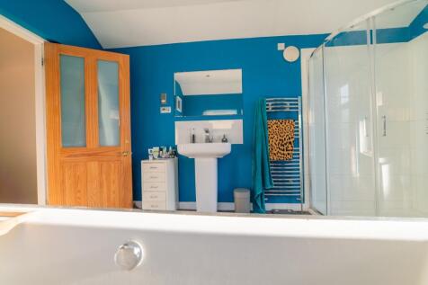 Award-winning Media team on EVERY Listing_15