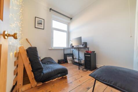 Award-winning Media team on EVERY Listing_19