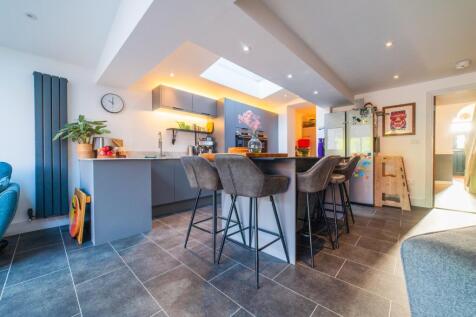 Award-winning Media team on EVERY Listing_23