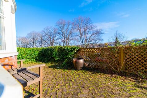 Award-winning Media team on EVERY Listing_10