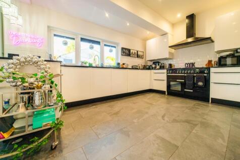 Award-winning Media team on EVERY Listing_22