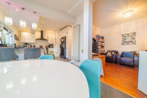 Award-winning Media team on EVERY Listing_29