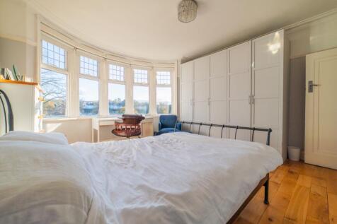 Award-winning Media team on EVERY Listing_37