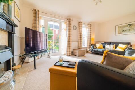 Award-winning Media team on EVERY Listing_2