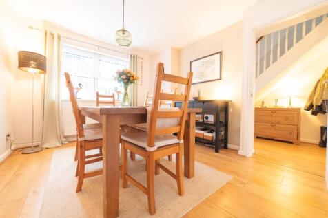 Award-winning Media team on EVERY Listing_12