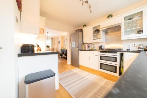 Award-winning Media team on EVERY Listing_17