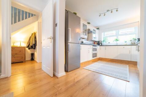 Award-winning Media team on EVERY Listing_15