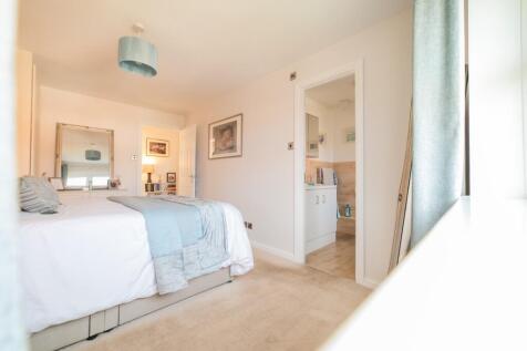 Award-winning Media team on EVERY Listing_35