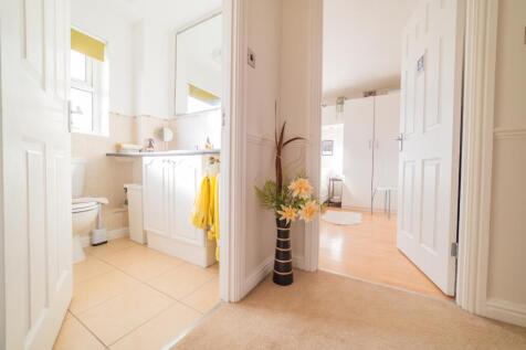 Award-winning Media team on EVERY Listing_39