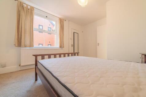 Award-winning Media team on EVERY Listing_9