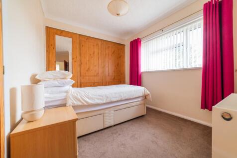 Call 02920 454555 to secure your viewing_14