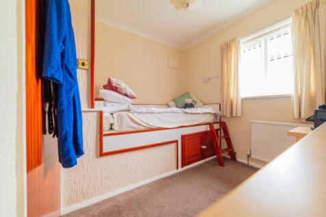 Call 02920 454555 to secure your viewing_15